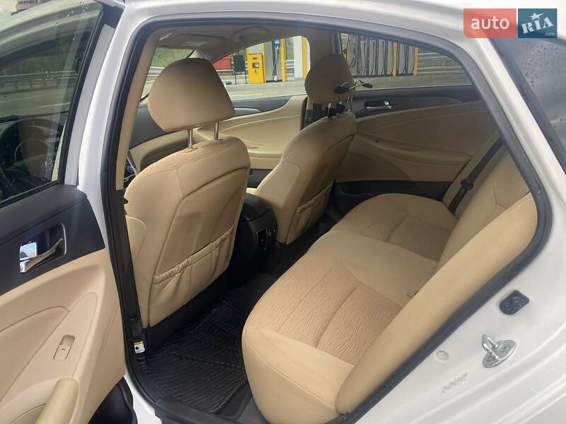 Седан Hyundai Sonata 2013 в Киеве фото 21 Седан Hyundai Sonata 2013 в Киеве