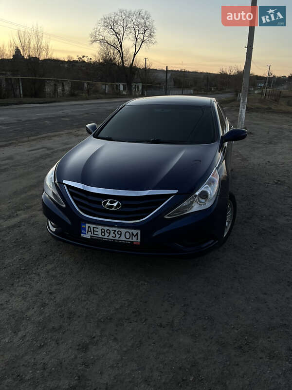 Седан Hyundai Sonata 2010 в Широкому