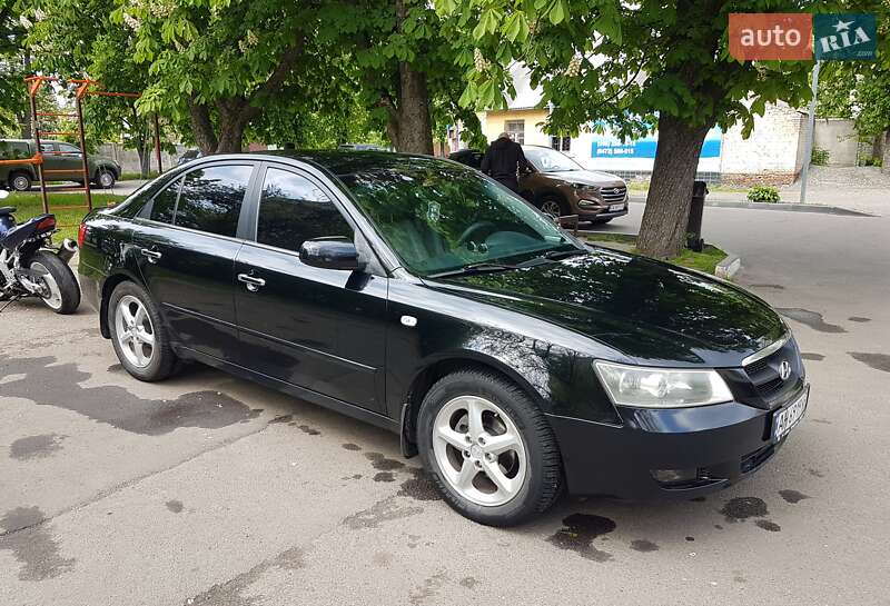 Седан Hyundai Sonata 2006 в Ужгороде