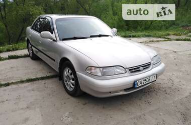 Седан Hyundai Sonata 1996 в Умані