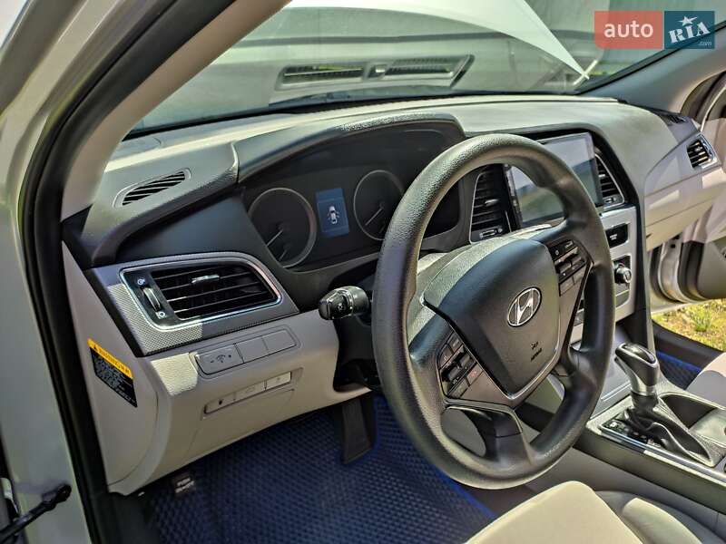 Седан Hyundai Sonata 2017 в Каменец-Подольском