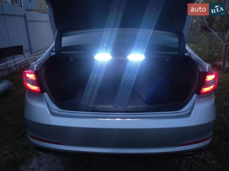 Седан Hyundai Sonata 2017 в Каменец-Подольском