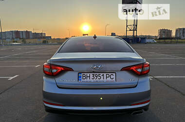 Седан Hyundai Sonata 2015 в 