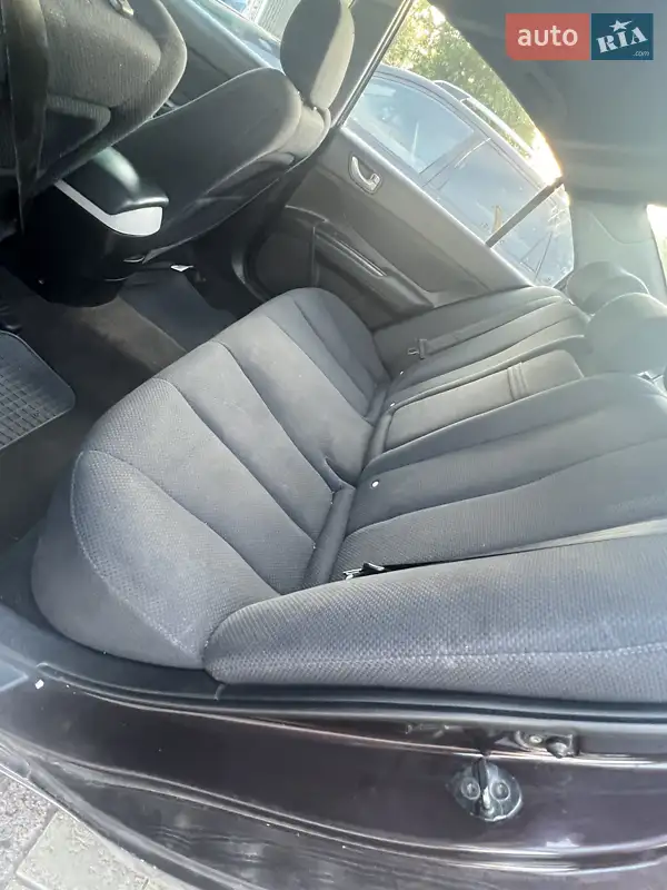 Hyundai Sonata 2006 VIN KMHEU41VP7A285638 фото оголошення 4 з 42