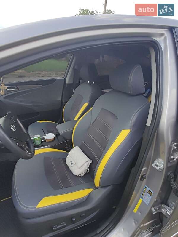 Седан Hyundai Sonata 2012 в Голованівську