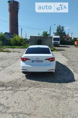 Седан Hyundai Sonata 2015 в Івано-Франківську