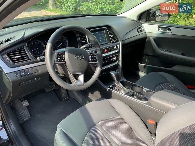 Седан Hyundai Sonata 2018 в Одессе