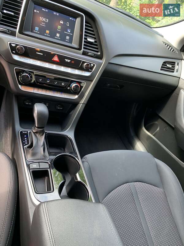 Седан Hyundai Sonata 2018 в Одессе
