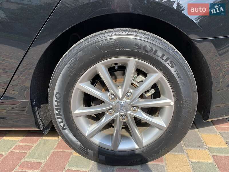 Седан Hyundai Sonata 2018 в Одессе