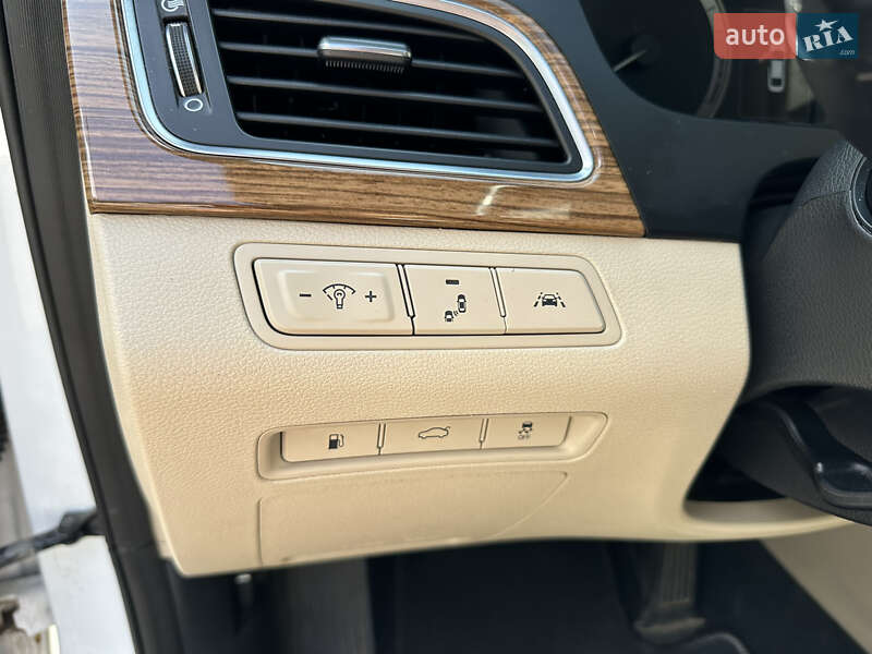 Седан Hyundai Sonata 2014 в Києві