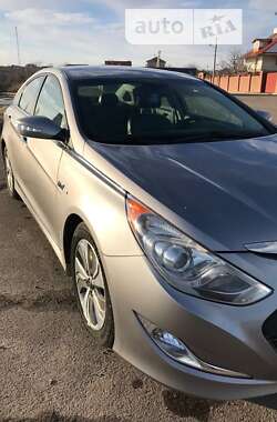 Седан Hyundai Sonata 2013 в 