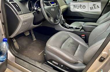 Седан Hyundai Sonata 2011 в 