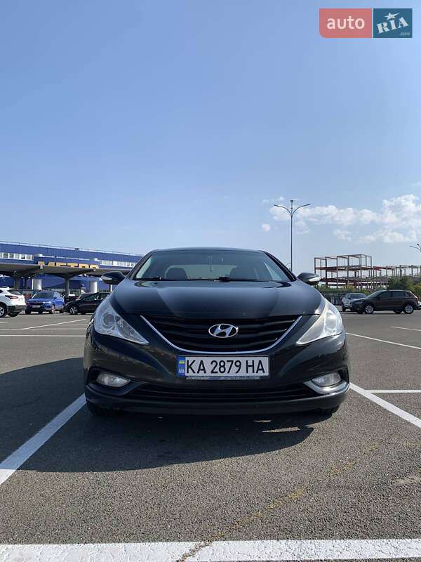 Hyundai Sonata 2010