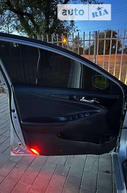 Седан Hyundai Sonata 2012 в Кривом Роге
