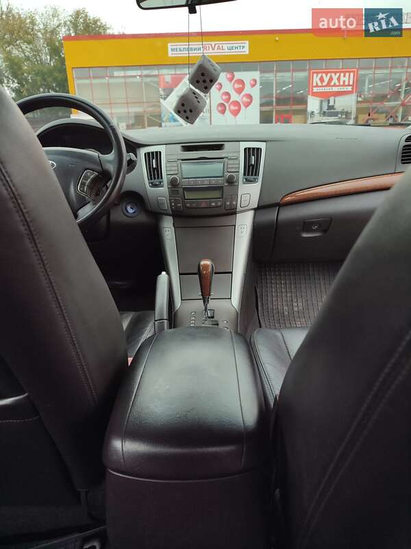 Седан Hyundai Sonata 2009 в Житомирі