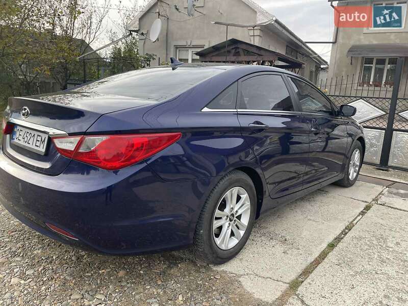 Hyundai Sonata 2011