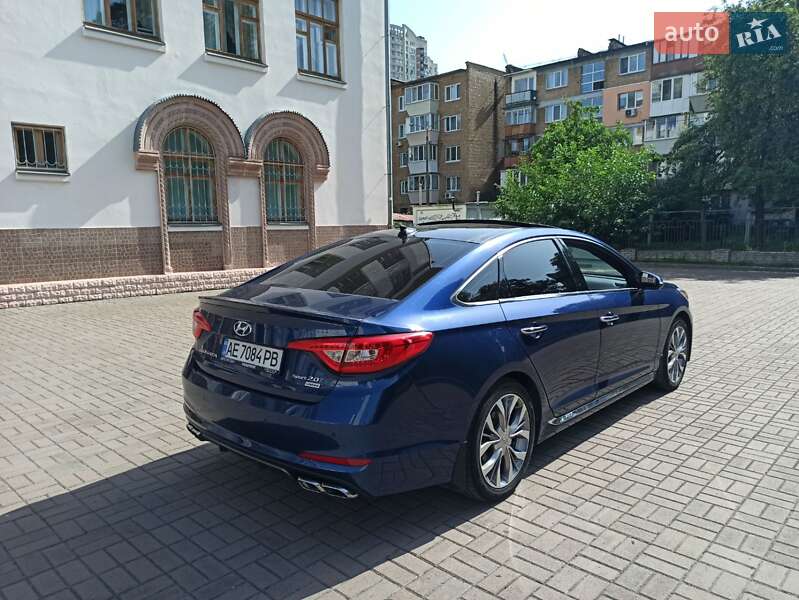 Седан Hyundai Sonata 2015 в Киеве
