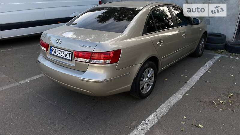 Седан Hyundai Sonata 2009 в Киеве