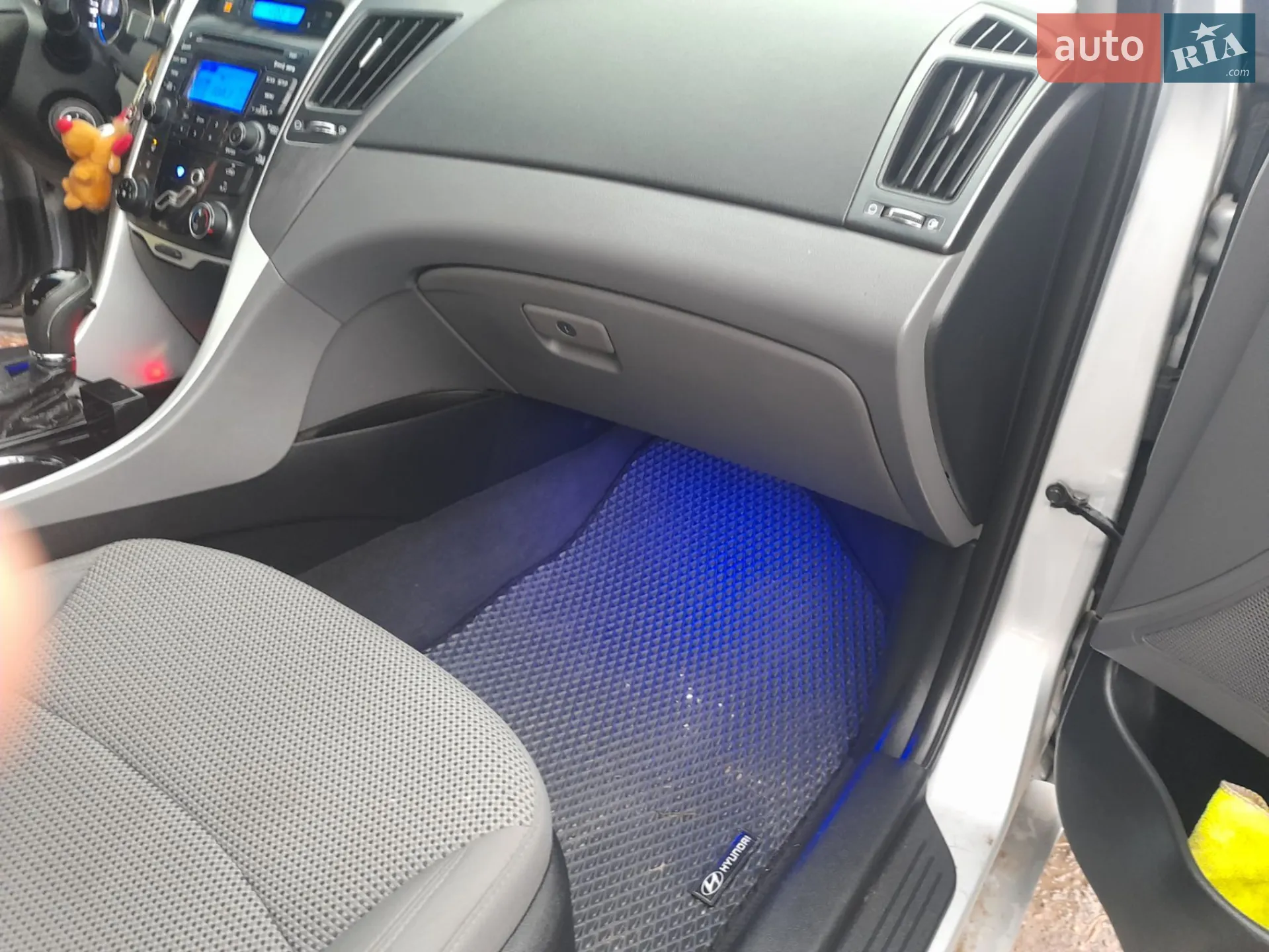2011 Hyundai Sonata - мініатюра 10