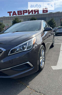 Седан Hyundai Sonata 2015 в 