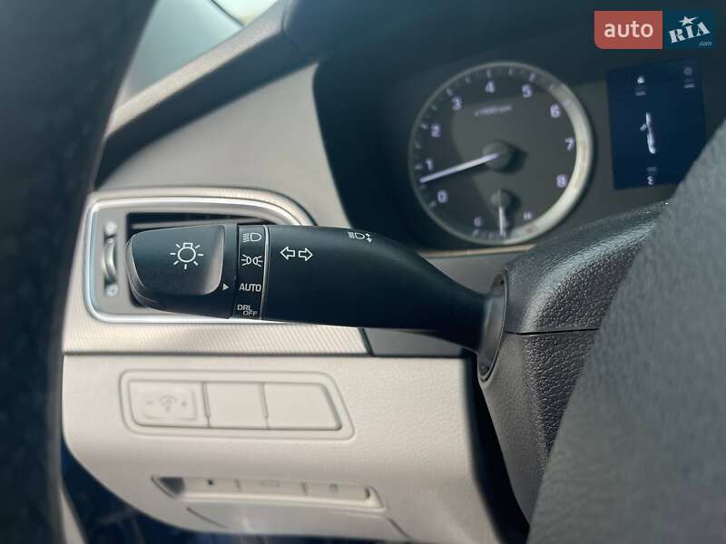 Седан Hyundai Sonata 2017 в Ровно фото 30 Седан Hyundai Sonata 2017 в Ровно