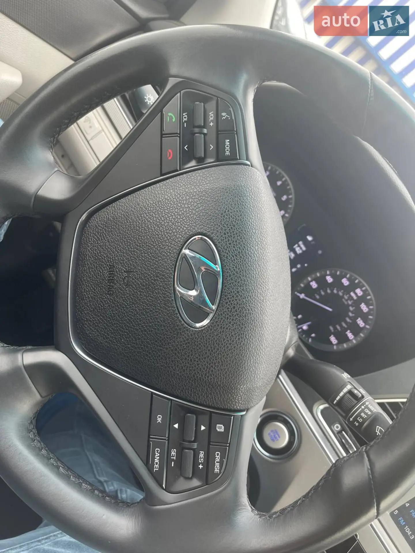 2017 Hyundai Sonata - мініатюра 22