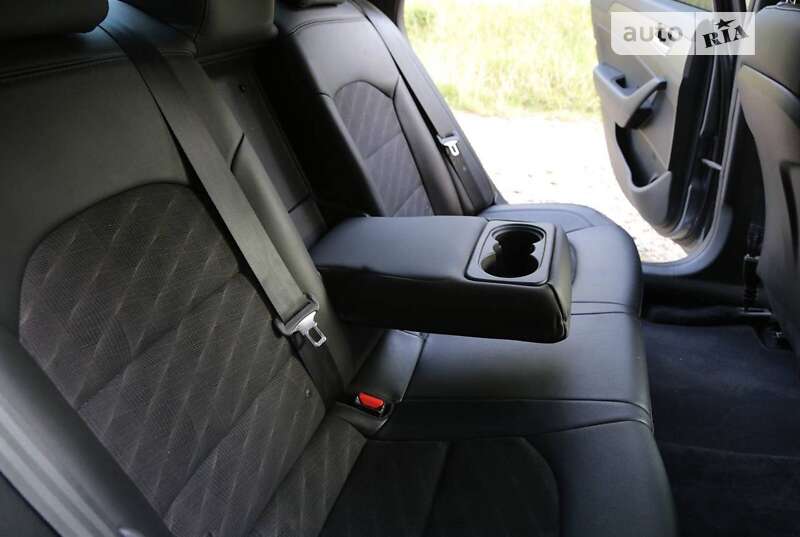 Седан Hyundai Sonata 2018 в Бориславі