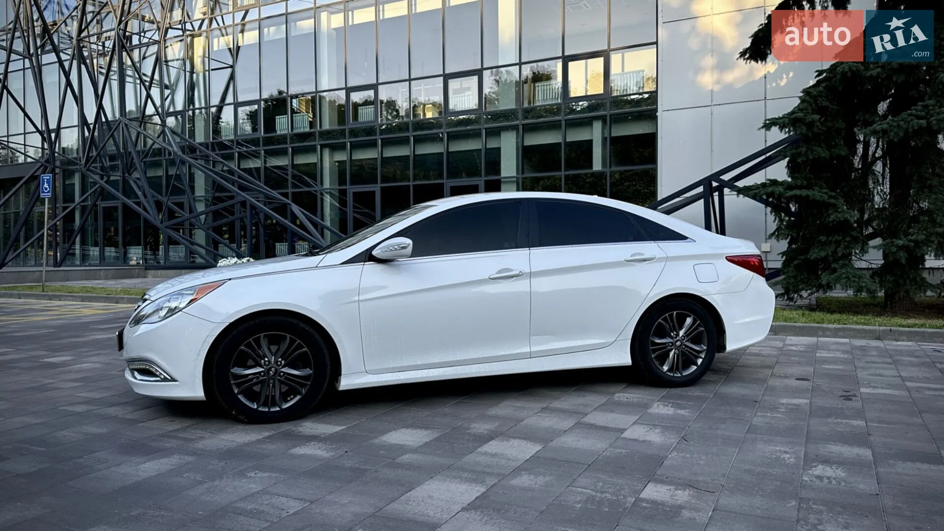 2014 Hyundai Sonata - мініатюра 5