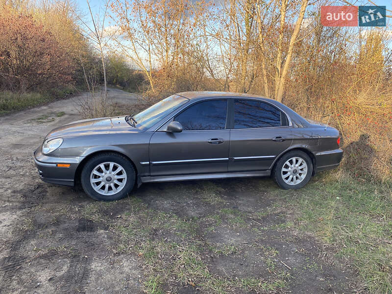 Седан Hyundai Sonata 2003 в Подільську