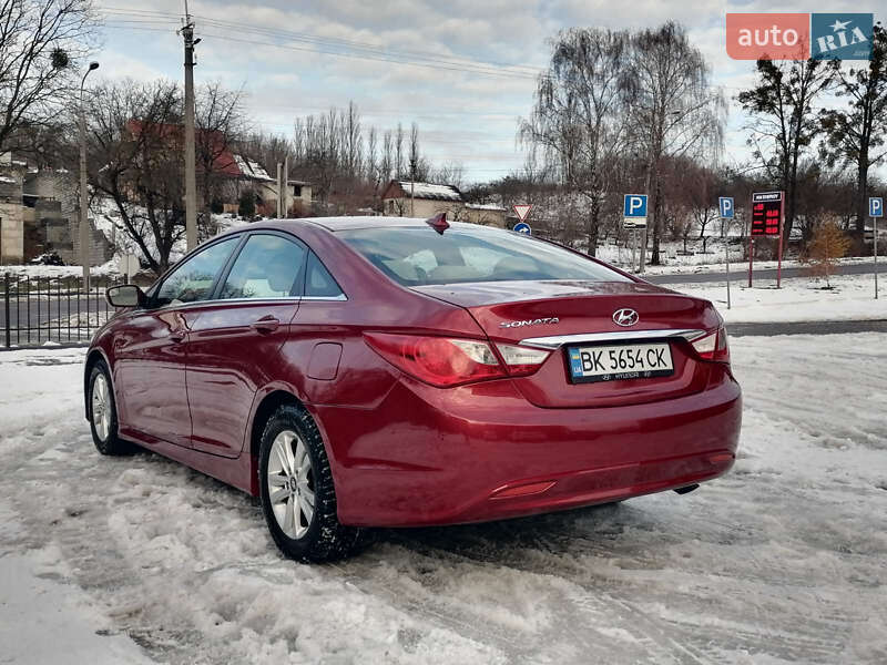 Седан Hyundai Sonata 2013 в Рівному