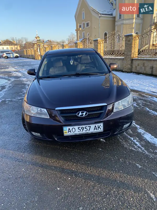 Hyundai Sonata