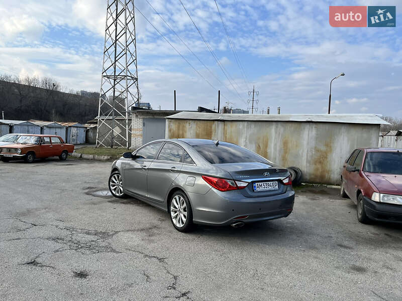 Седан Hyundai Sonata 2013 в Киеве фото 5 Седан Hyundai Sonata 2013 в Киеве