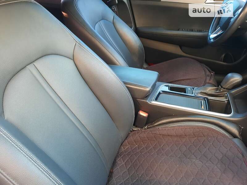 Седан Hyundai Sonata 2017 в Бердичеве