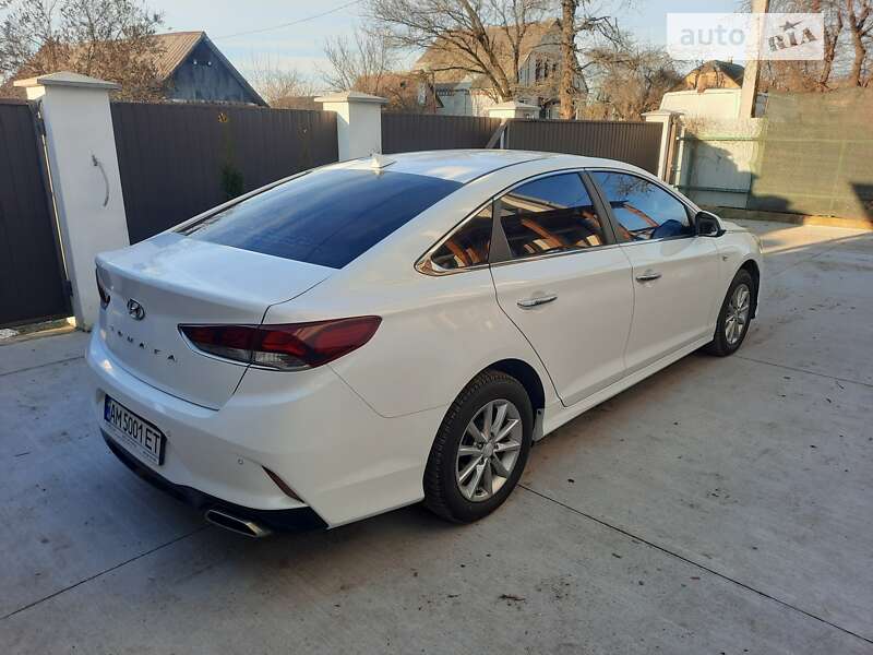 Седан Hyundai Sonata 2017 в Бердичеве