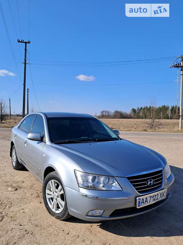 Седан Hyundai Sonata 2008 в Киеве