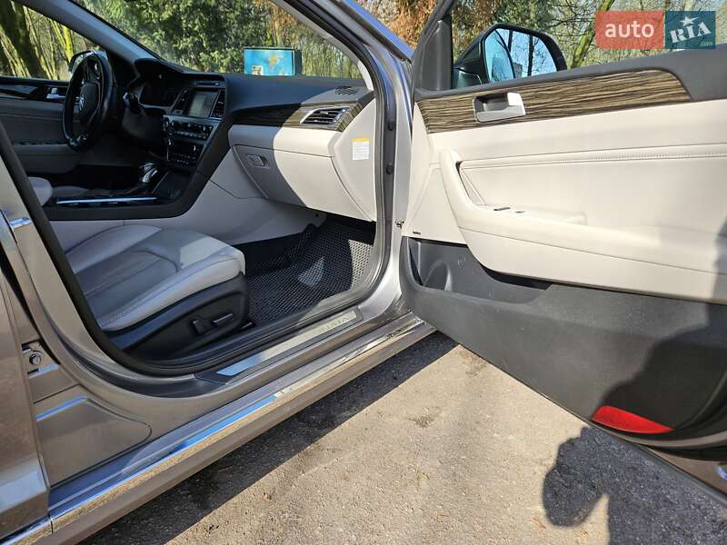 Седан Hyundai Sonata 2017 в Рогатине