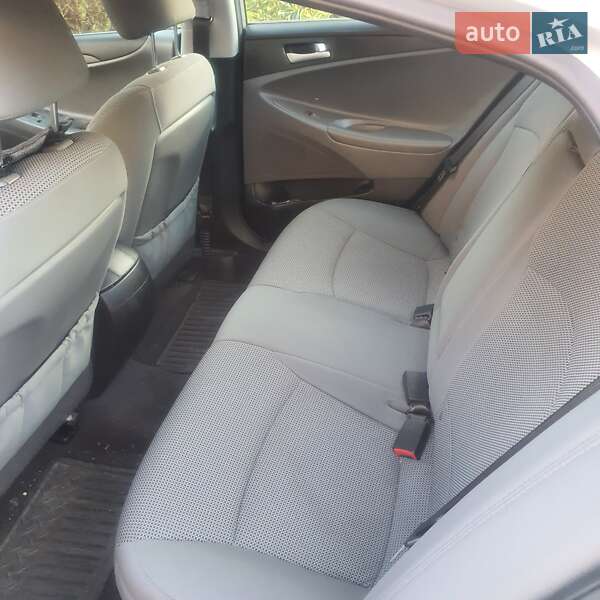 Седан Hyundai Sonata 2014 в Києві