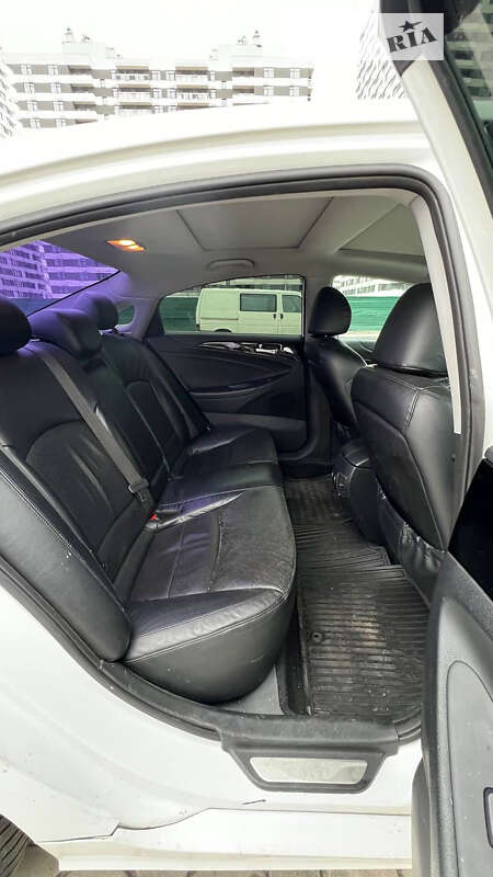Седан Hyundai Sonata 2010 в Киеве фото 28 Седан Hyundai Sonata 2010 в Киеве