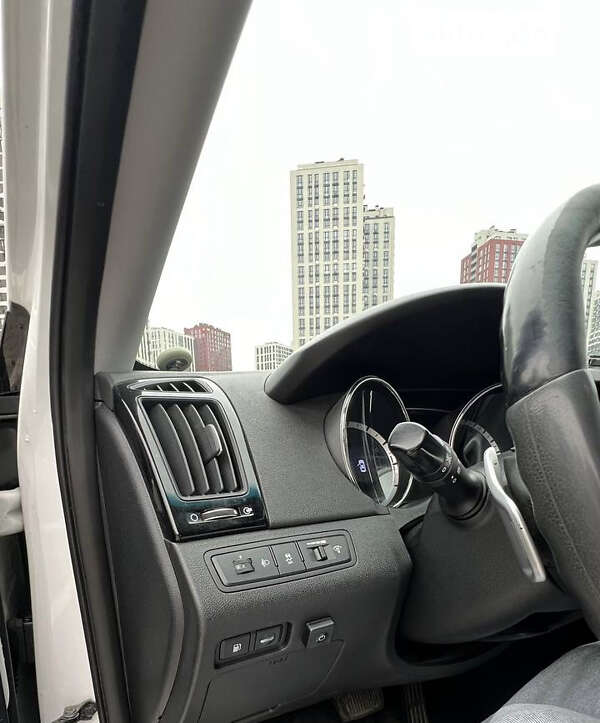 Седан Hyundai Sonata 2010 в Киеве фото 36 Седан Hyundai Sonata 2010 в Киеве