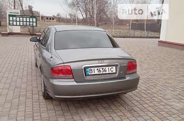 Седан Hyundai Sonata 2004 в Полтаві