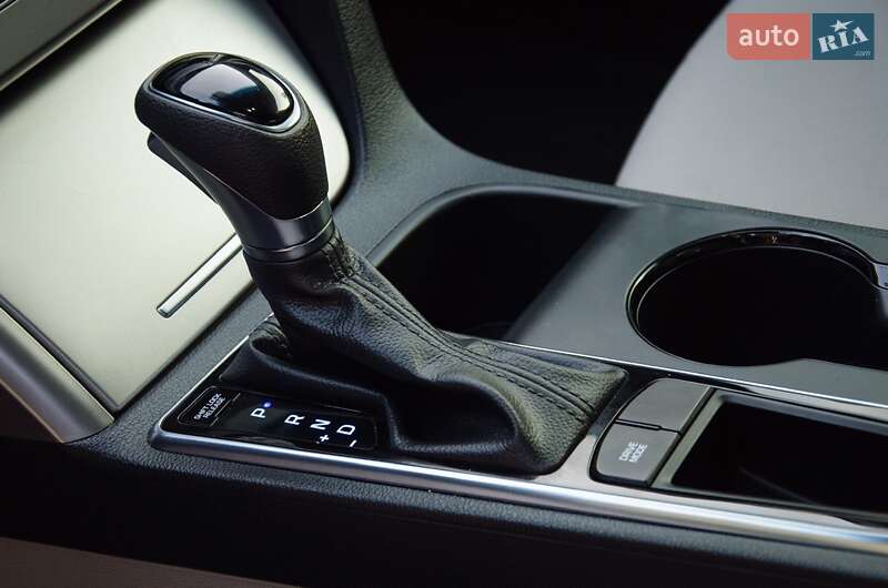Седан Hyundai Sonata 2015 в Днепре фото 15 Седан Hyundai Sonata 2015 в Днепре