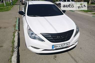 Седан Hyundai Sonata 2011 в Черноморске