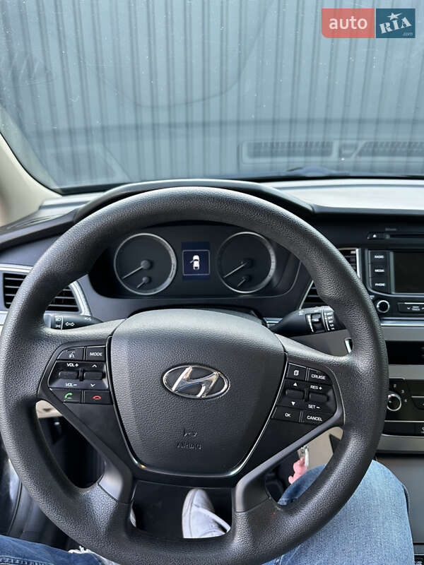 Седан Hyundai Sonata 2015 в Полтаве