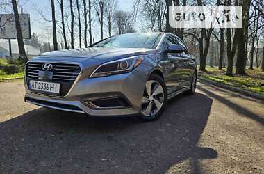 Седан Hyundai Sonata 2017 в Рогатине