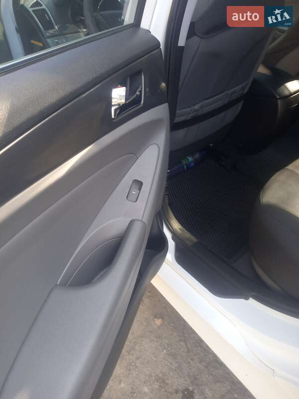 Седан Hyundai Sonata 2014 в Одессе