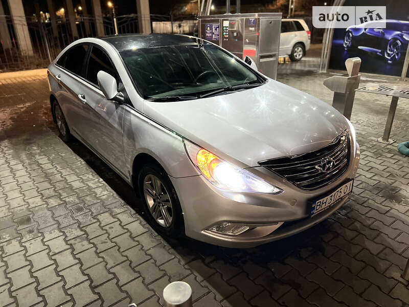 Седан Hyundai Sonata 2013 в Одесі