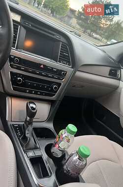 Седан Hyundai Sonata 2015 в Кривому Розі
