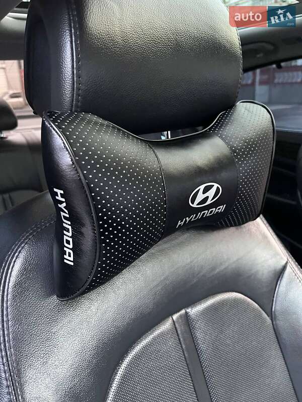 Седан Hyundai Sonata 2014 в Хмільнику