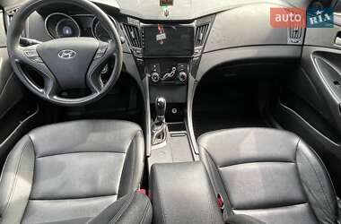 Седан Hyundai Sonata 2012 в Львове