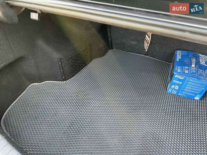 Седан Hyundai Sonata 2015 в Лубнах